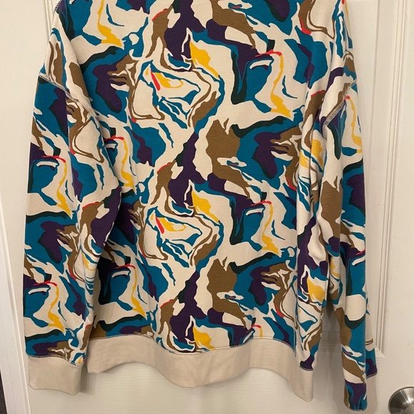 Eddie Bauer Crew Neck Sweater FUN pattern! - Picture 2 of 4